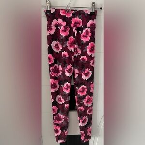 🎁Athletic Works: Girls Leggings - Size M🎁